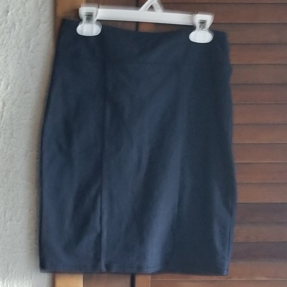 Hollister size small mini skirt